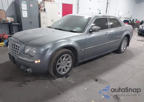 2006 Chrysler 300C из США, поврежденный, VIN 2C3KA63H76H395734